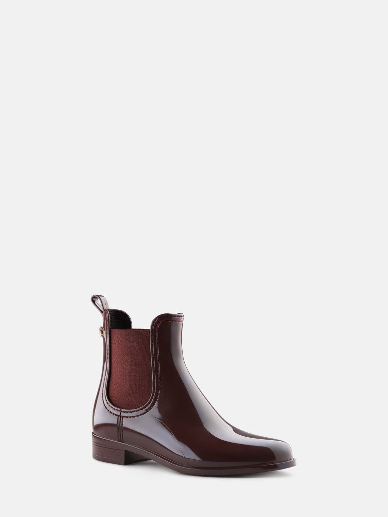 Comfy Dark Cherry