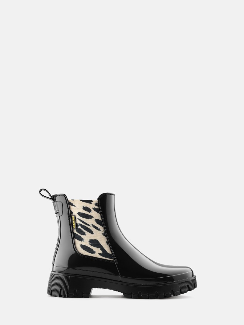 Makira Black