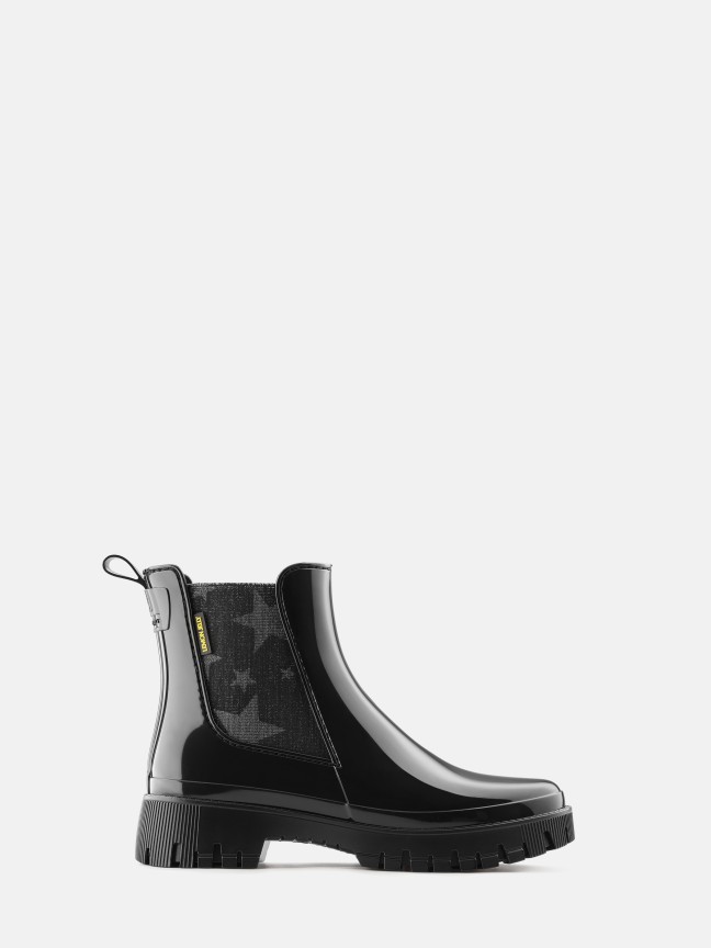 Starlet Black