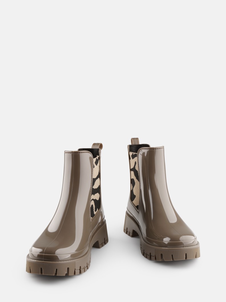 Mylo Woodland