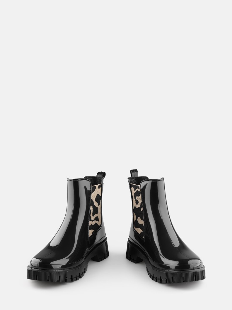 Mylo Black