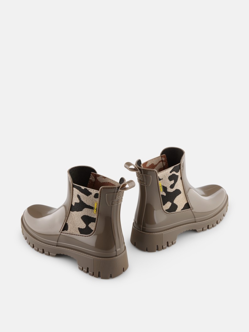 Mylo Woodland