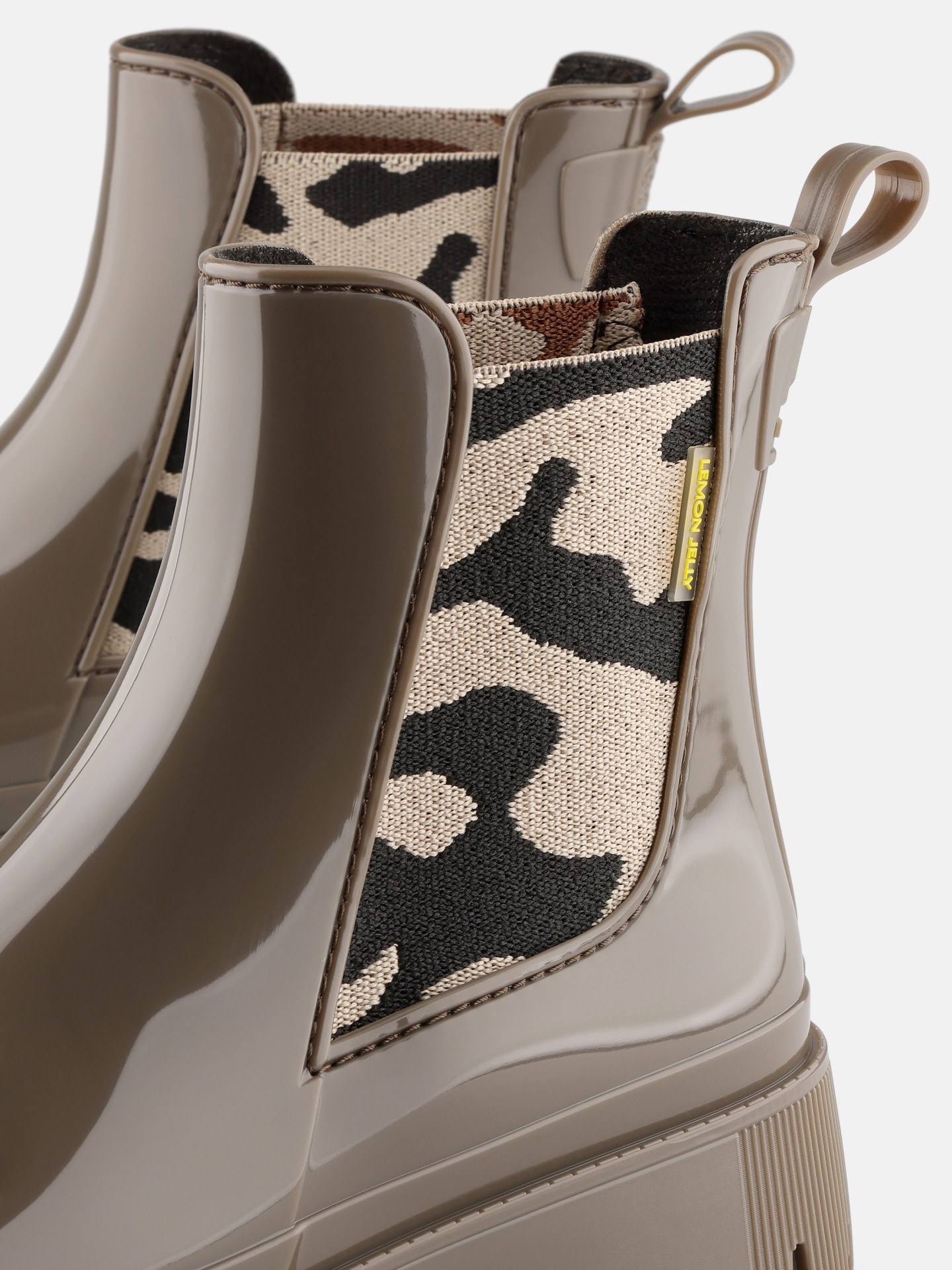 Mylo Woodland