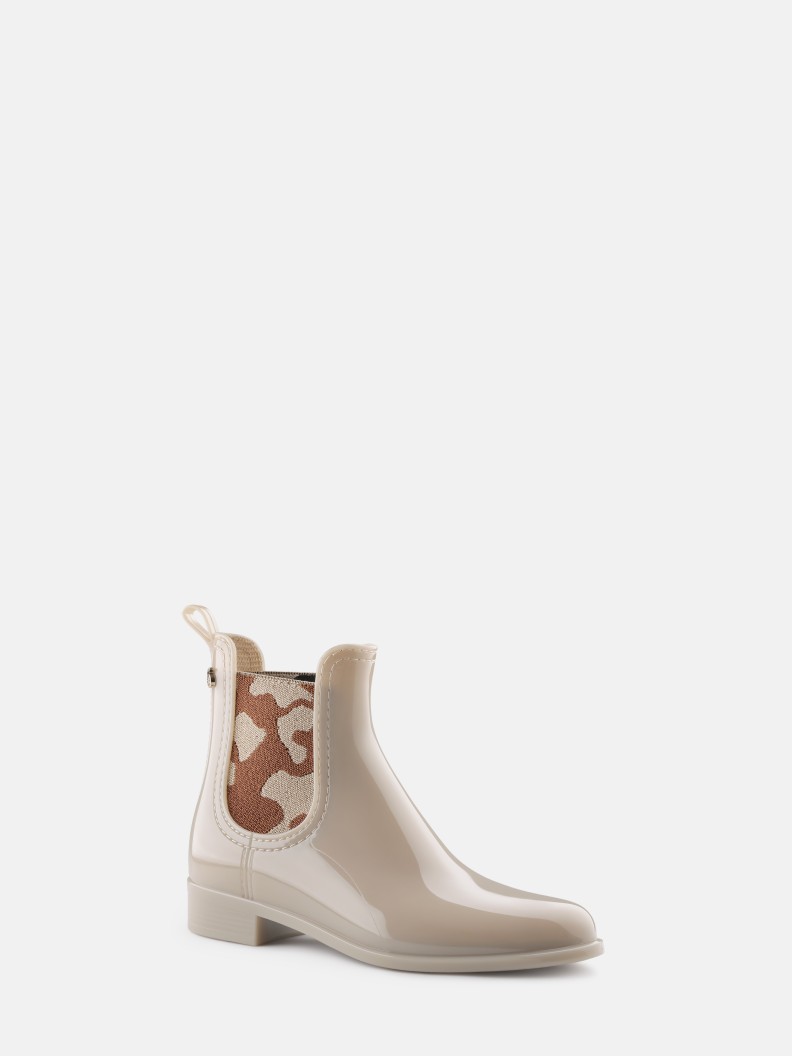 ROMY DUSTY NUDE